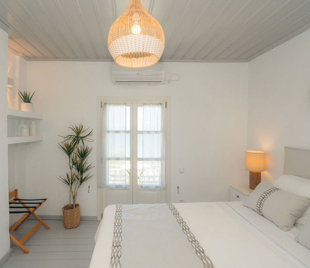 Υπνοδωμάτιο στον πρώτο όροφο